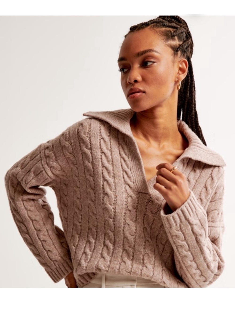 Abercrombie & Fitch Cable-Knit V-Neck Sweater - Taupe